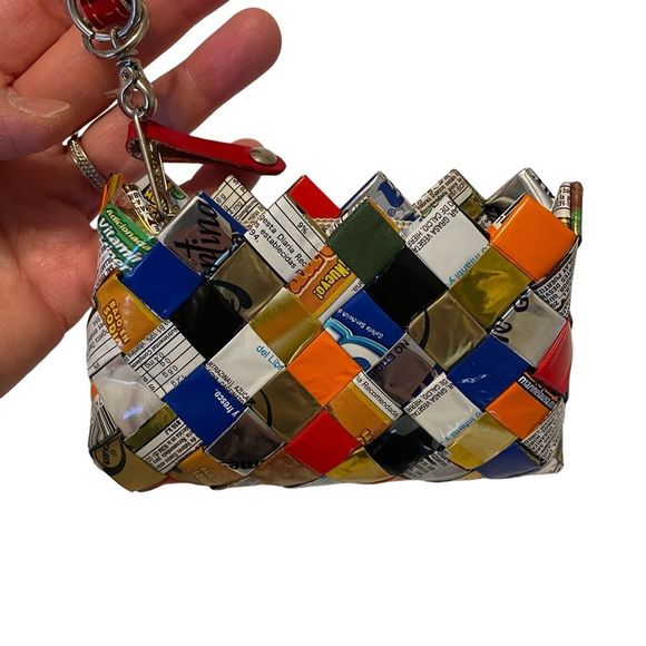 Nahui Ollin Candy Chewing Gum Wrapper Wristlet Change Purse - Picture 2 of 6